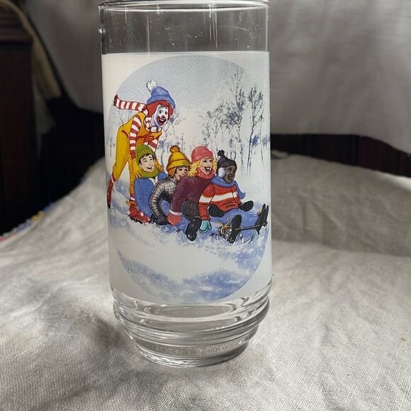 Vintage Ronald McDonald winter sled scene glass. - Picture 2 of 7